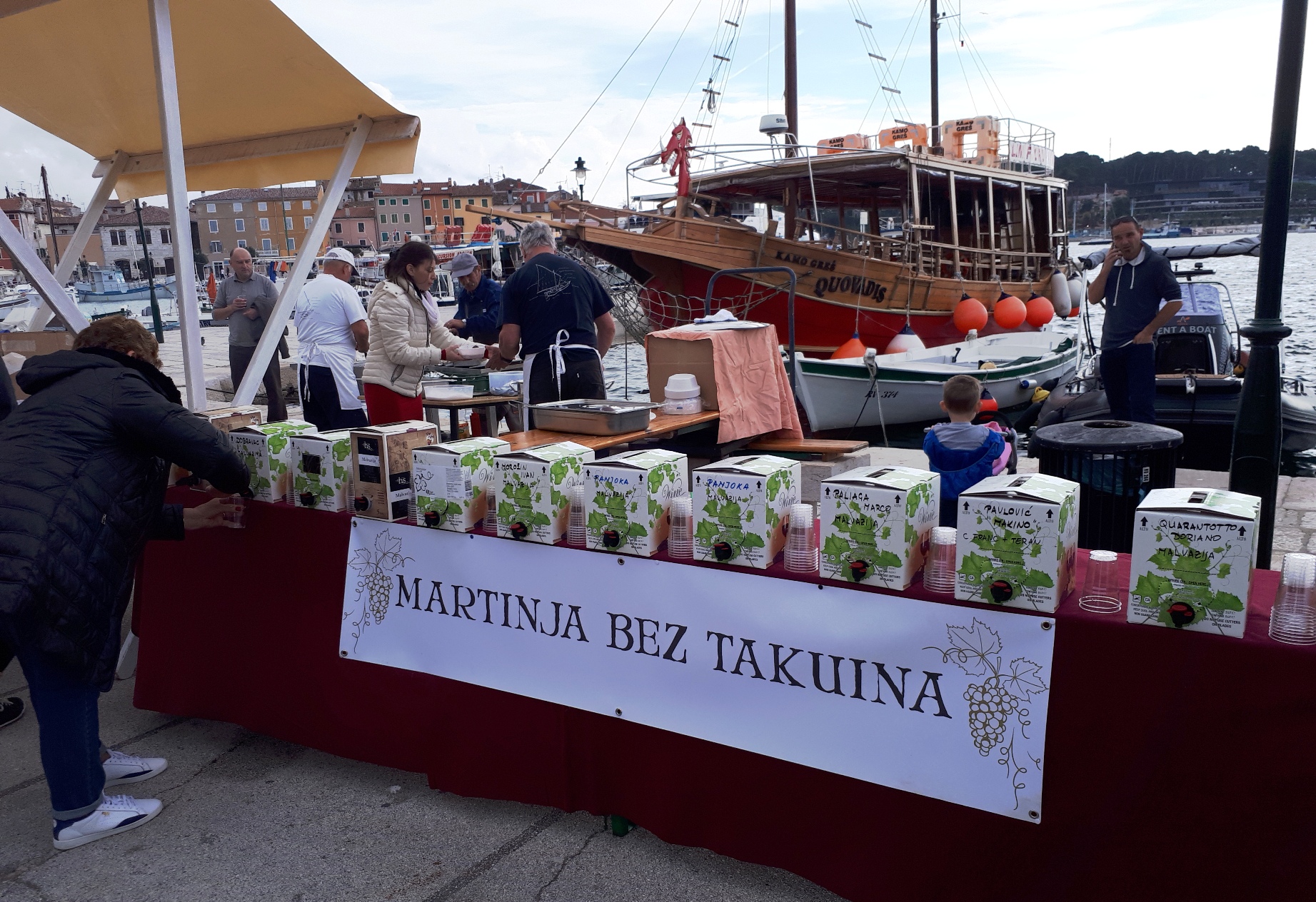 Kušajte mlada vina na manifestaciji Martinja bez takuina na rovinjskoj rivi